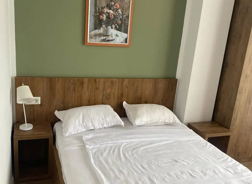 Villa Flora-1